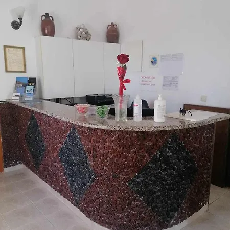 Palladion Hotel Karterados (Santorini)