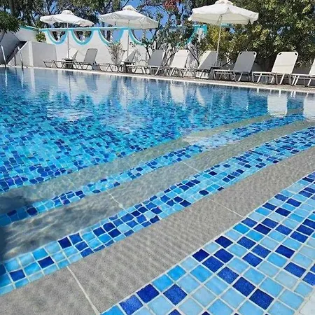 Palladion Karterados (Santorini)