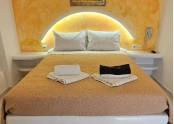 Palladion Hotel Karterados (Santorini)